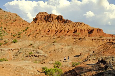 hikers in valley, sml file.jpg