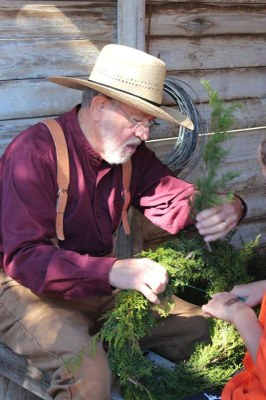 Holiday Wreath Making at the Sauer-Beckmann Farm