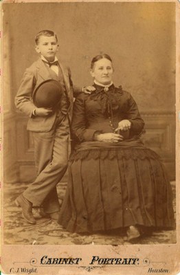 Pat Neff with his mother, Isabella Neff