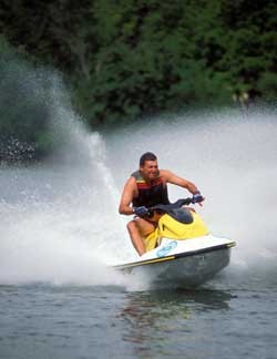 jet_ski_fast250.jpg