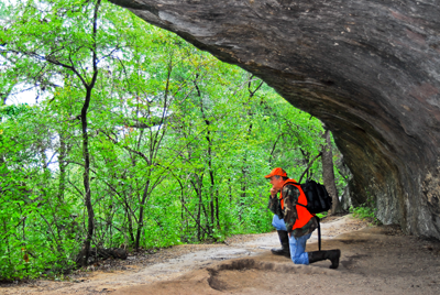 Rock overhand as shelter