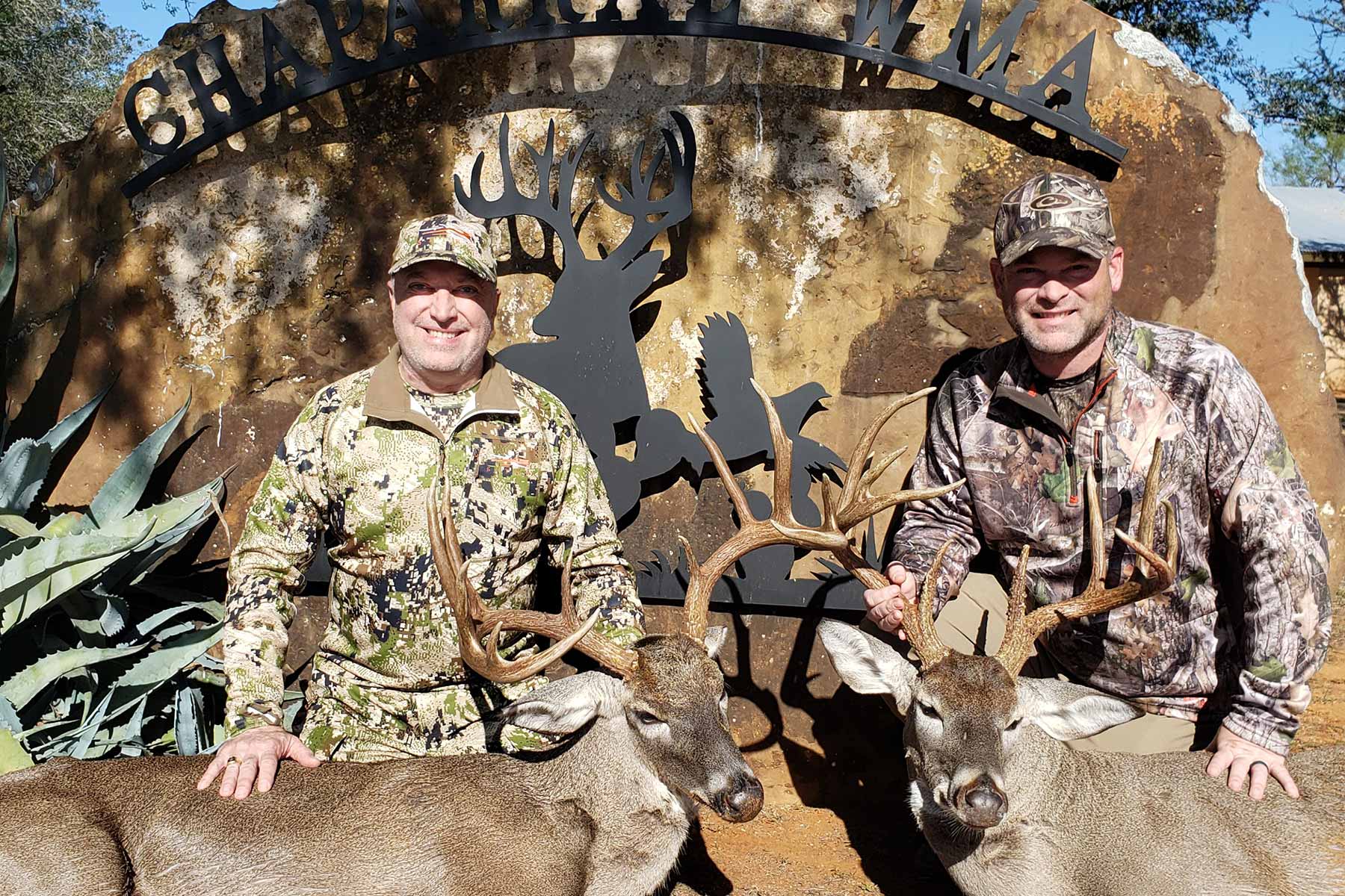 Whitetail Bonanza Big Time Texas Hunts Tpwd Whitetail Bonanza Big Time Texas Hunts Tpwd