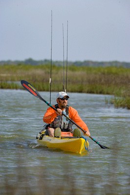 Angler paddling