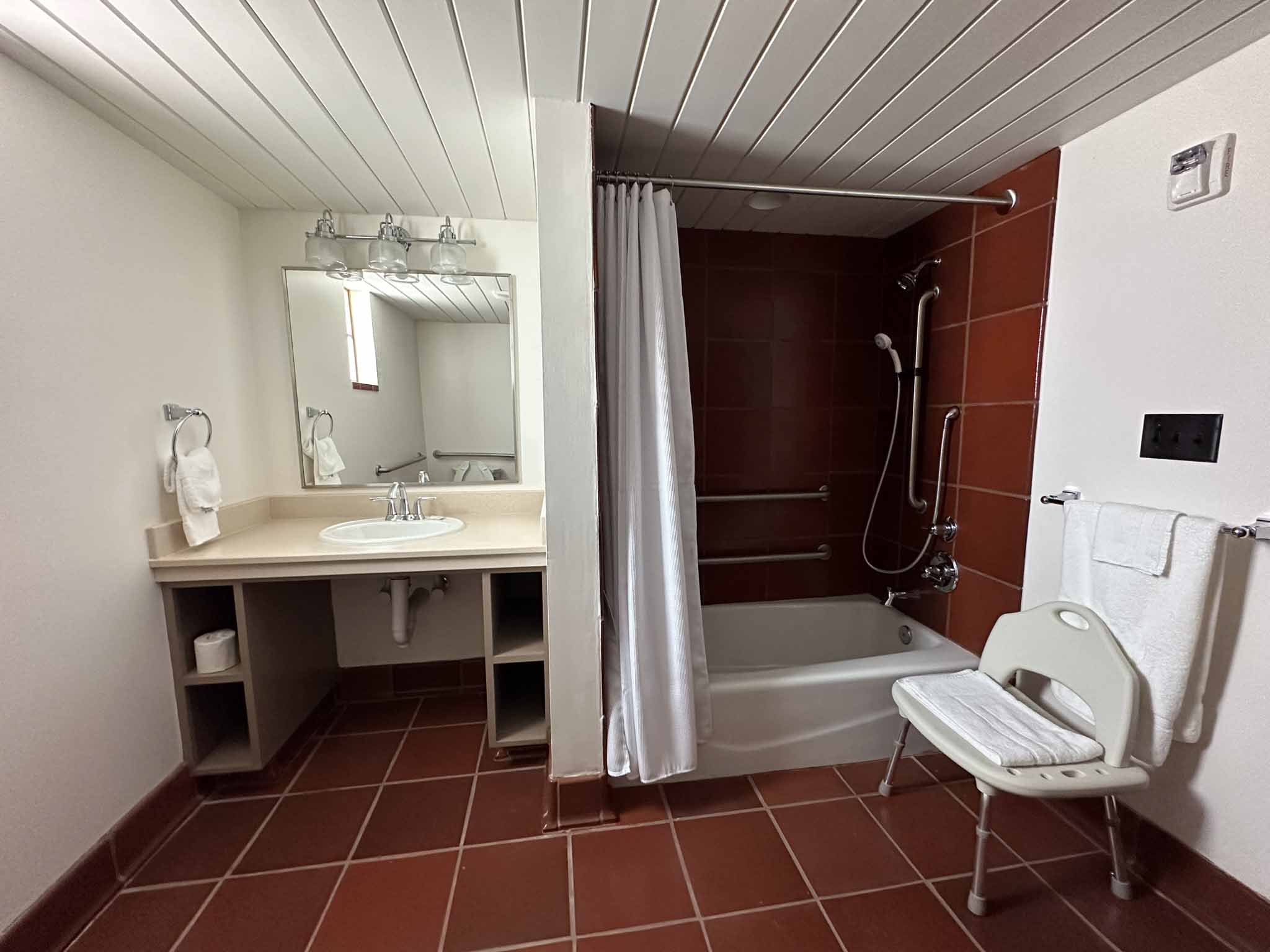 Accessible Bathroom (rooms 3 & 16)
