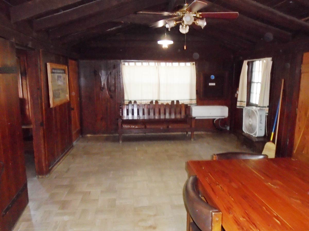Another view of the living area in Cabin 10.
