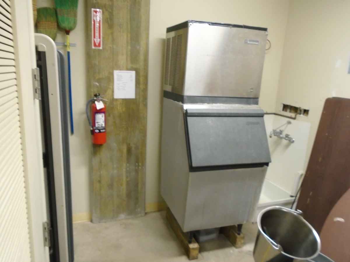 An ice maker is available in the storage area of the Conference Room. 
