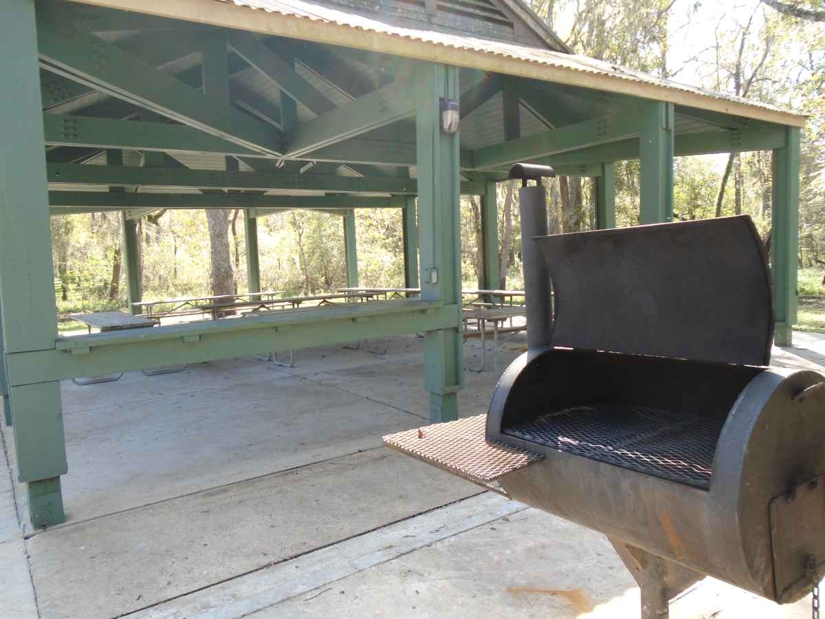 A cooking grill at Pavilion #2 in the Hale Lake area.