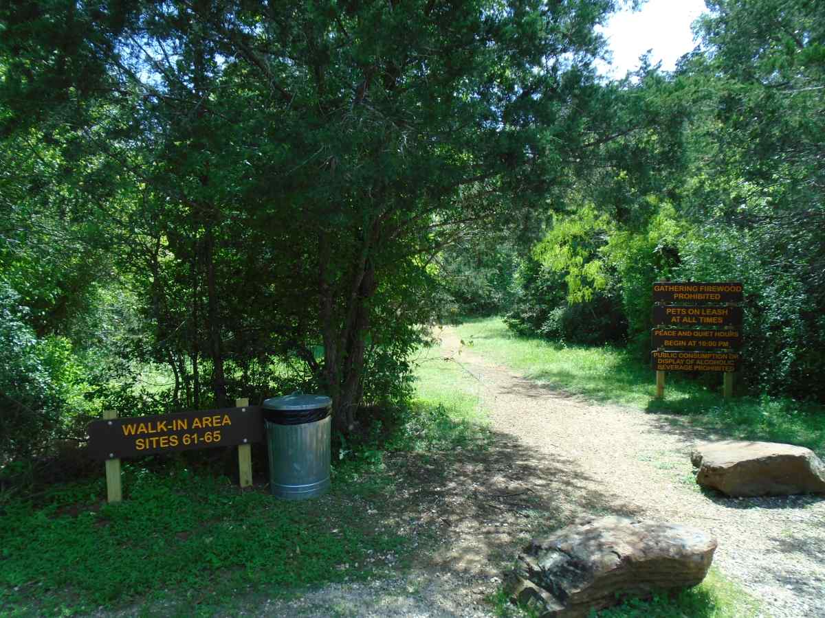 The entrance trail head for Walk-in Campsites 61-65. 