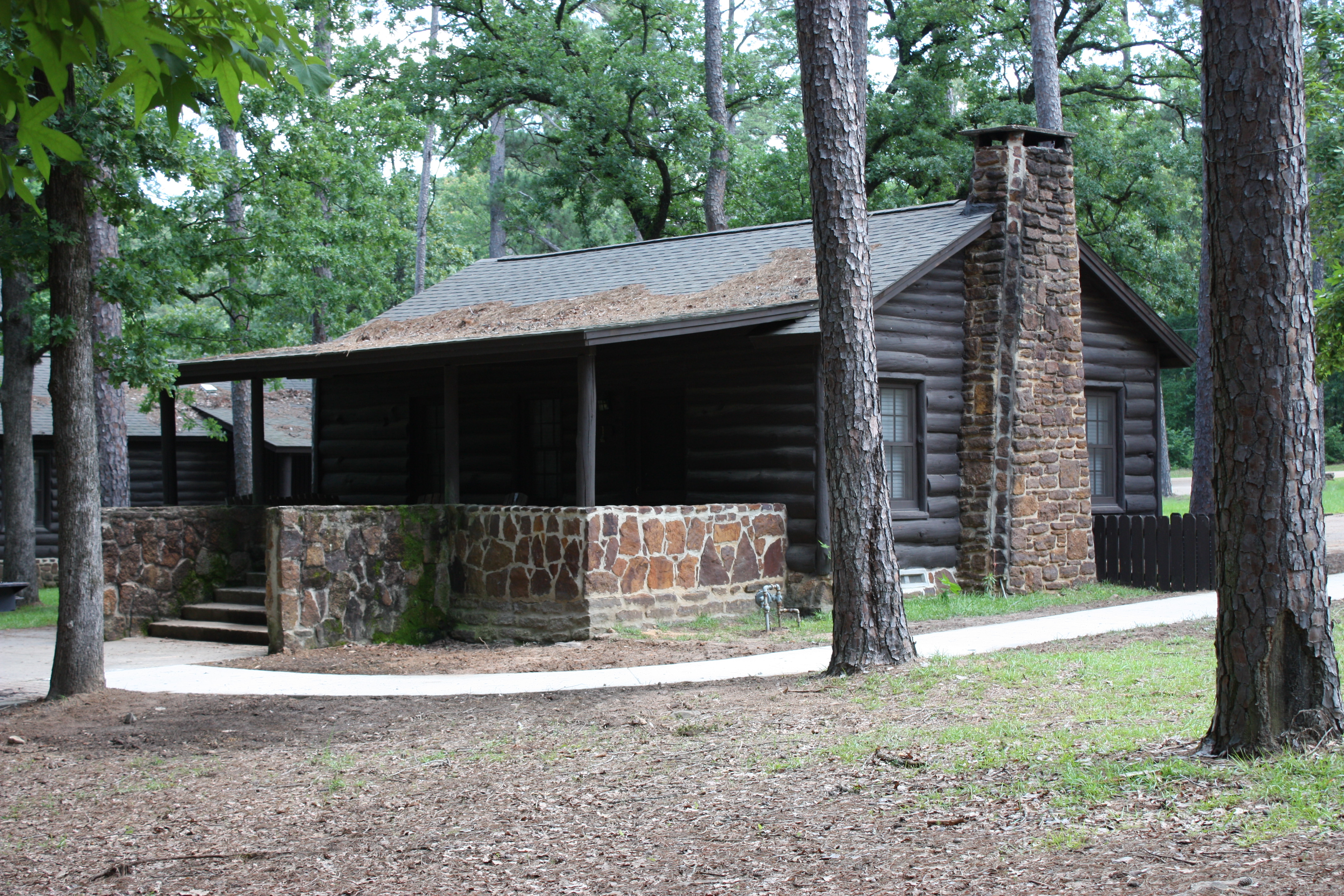 09 caddo lake  cabin outside (8).jpg