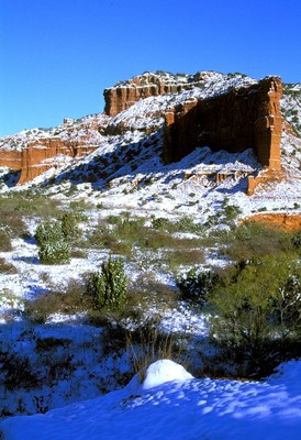 CaprockSnow02.jpg