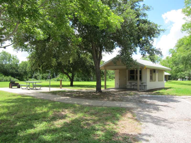 Choke Canyon State Park Cabins Texas Parks Wildlife Department