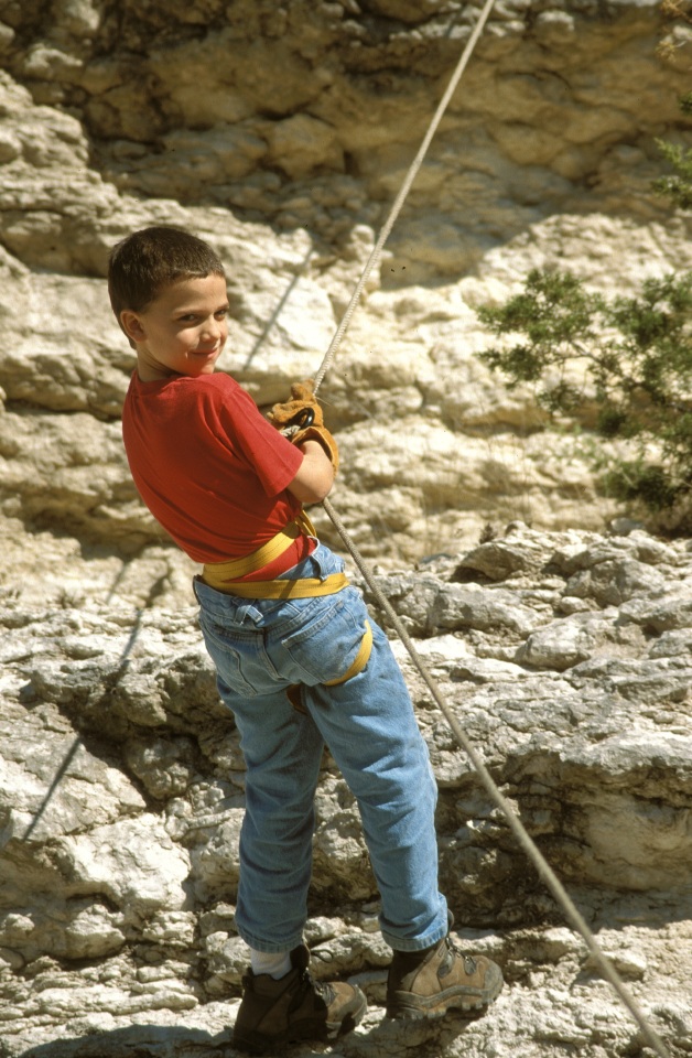 CleburneStatePark,boyrepel.jpg