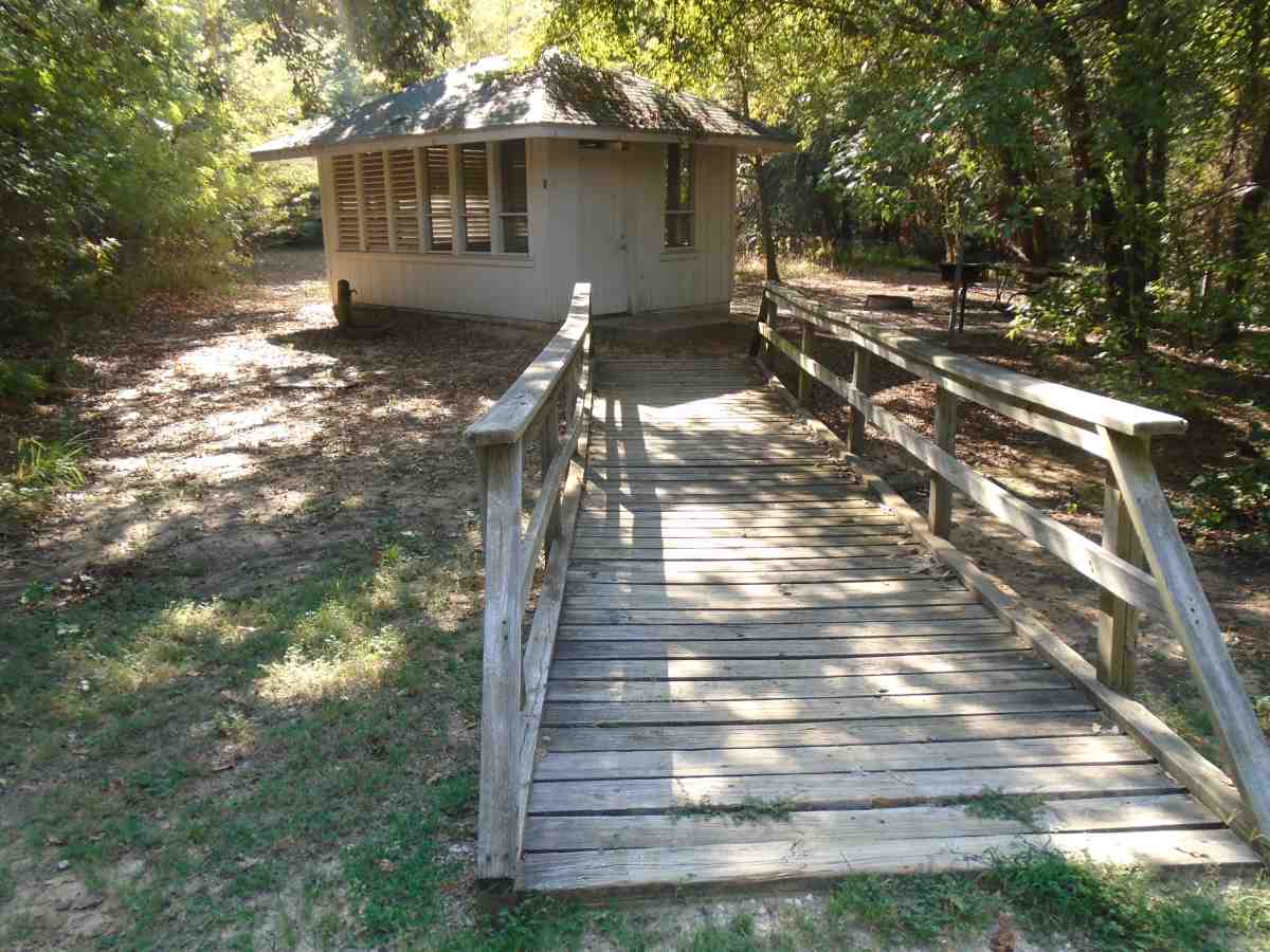 Screened Shelter 1