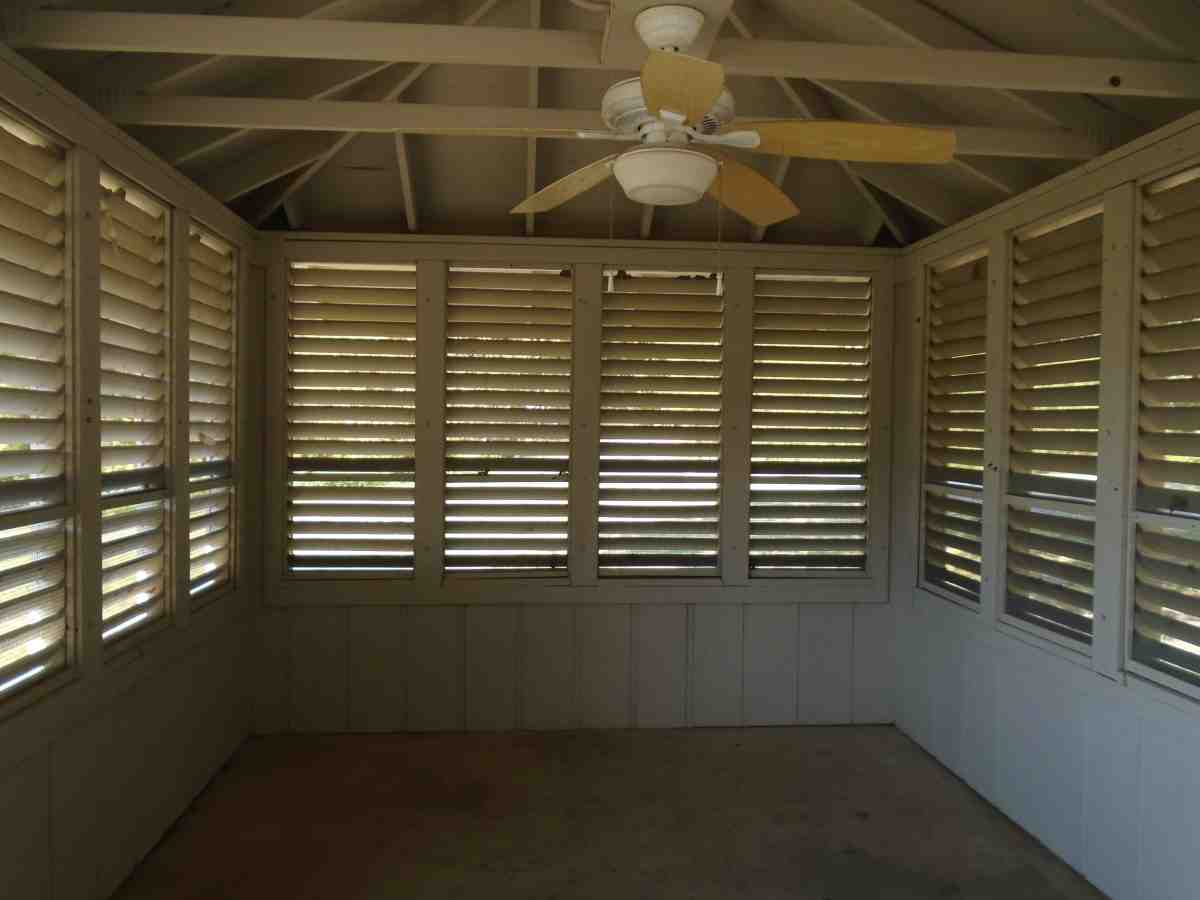 Screened Shelter 7