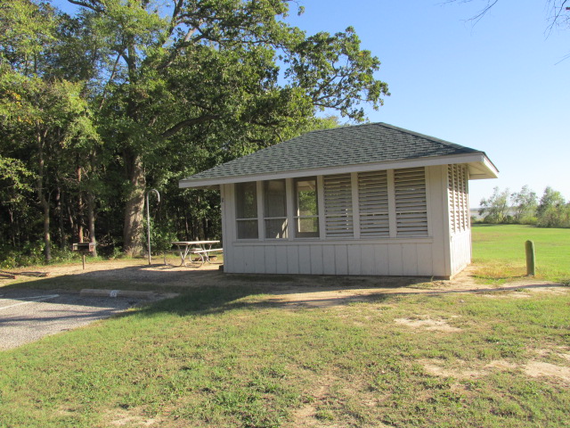 Screened Shelter 5