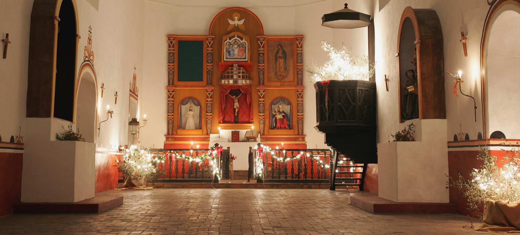 Goliad Chapel at the Holidays