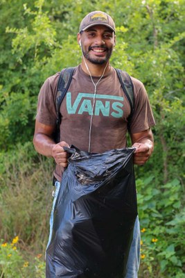 Trash Pickup Volunteer