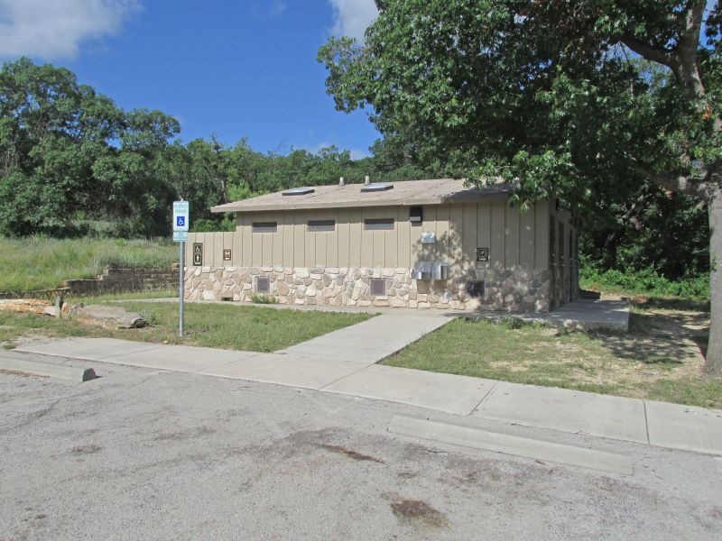 Willow Point has 2 accessible bathrooms.