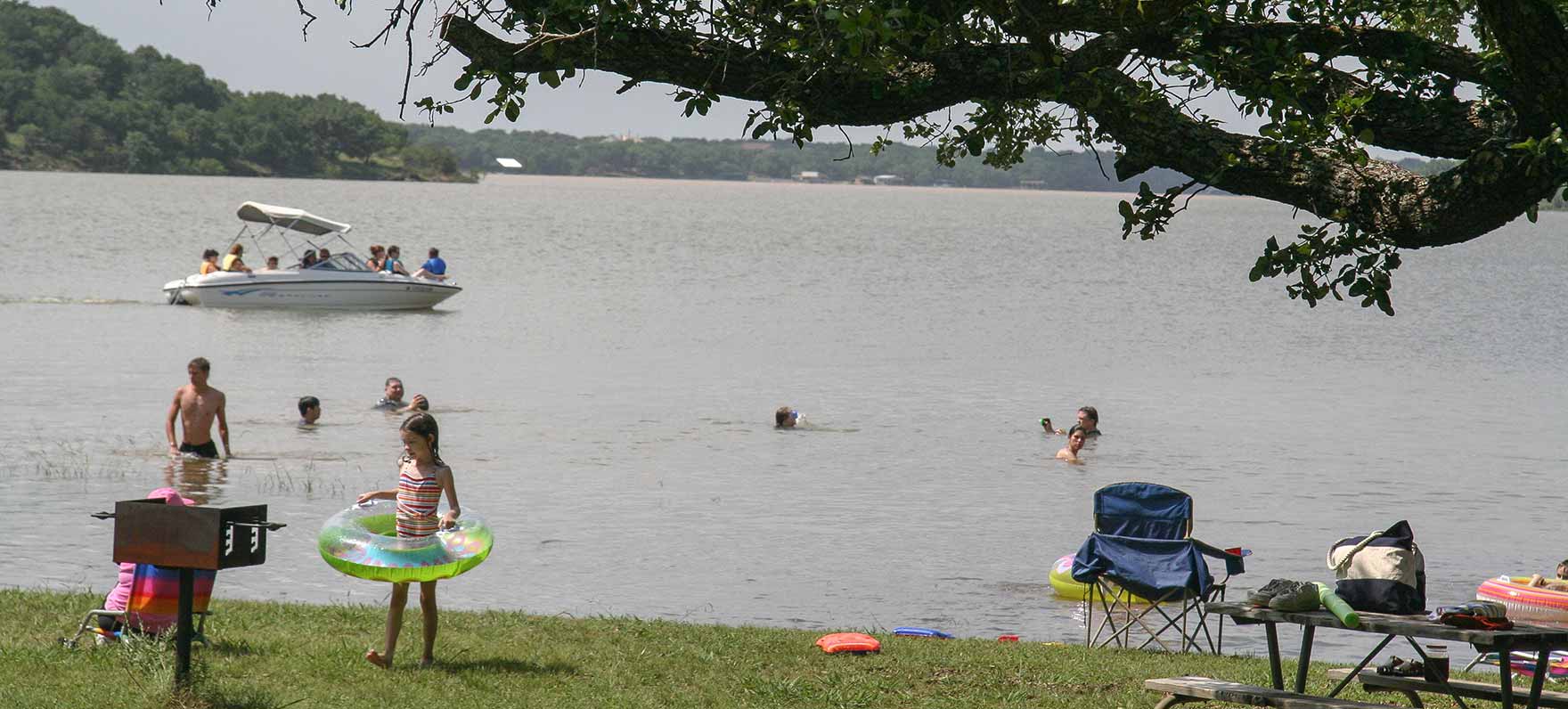 Swimming & Boating in Lake Brownwood