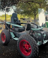 Four-wheeled large chair