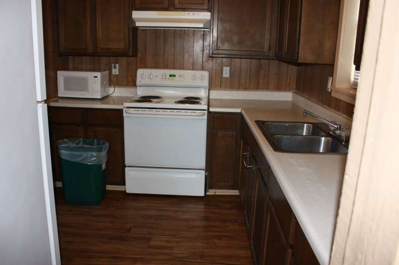 The Longhorn Lodge kitchen (8-person cabin).