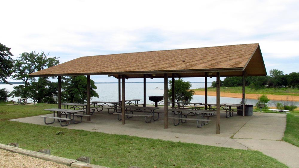 Ray Roberts Lake State Park Group Picnic Pavilions (Isle ...